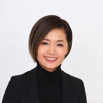 安井 麻代 氏