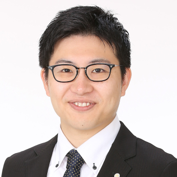 譲矢　恵一郎　氏